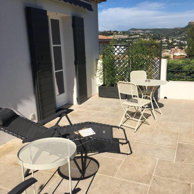 Cassis Calanques, 2 Pieces Grande Terrasse Vue Mer Exteriör bild